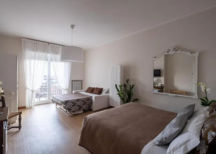 דירה Cute And Cozy Train Station