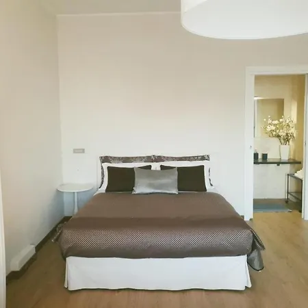 Cute&cozy Train Station Apartament *
