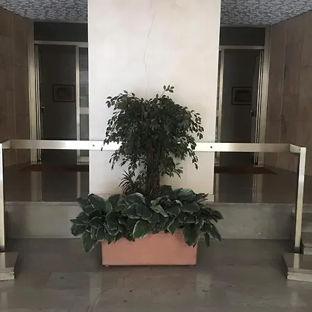 Cute&cozy Train Station Apartament