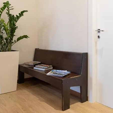 Apartman Cute And Cozy Train Station