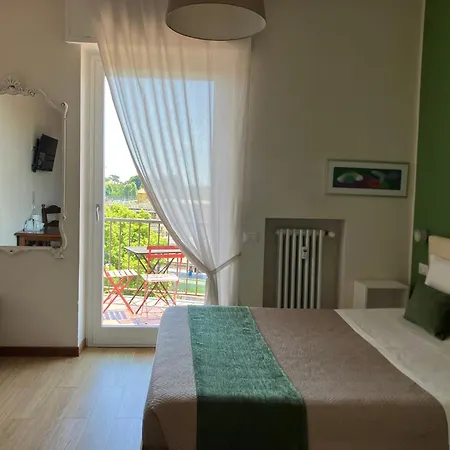 Cute&cozy Train Station Apartament *