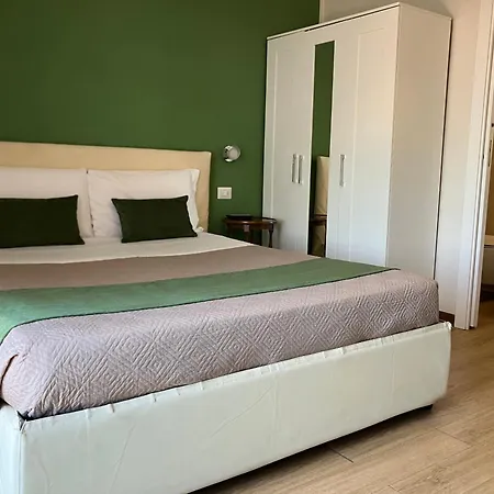 Cute&cozy Train Station Apartament *