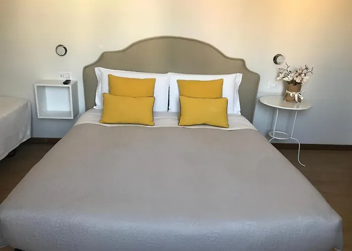 アパート Cute And Cozy Train Station ベルガモ